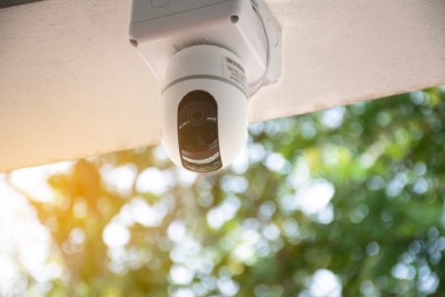 Caméra de surveillance alimentée par IA avantages